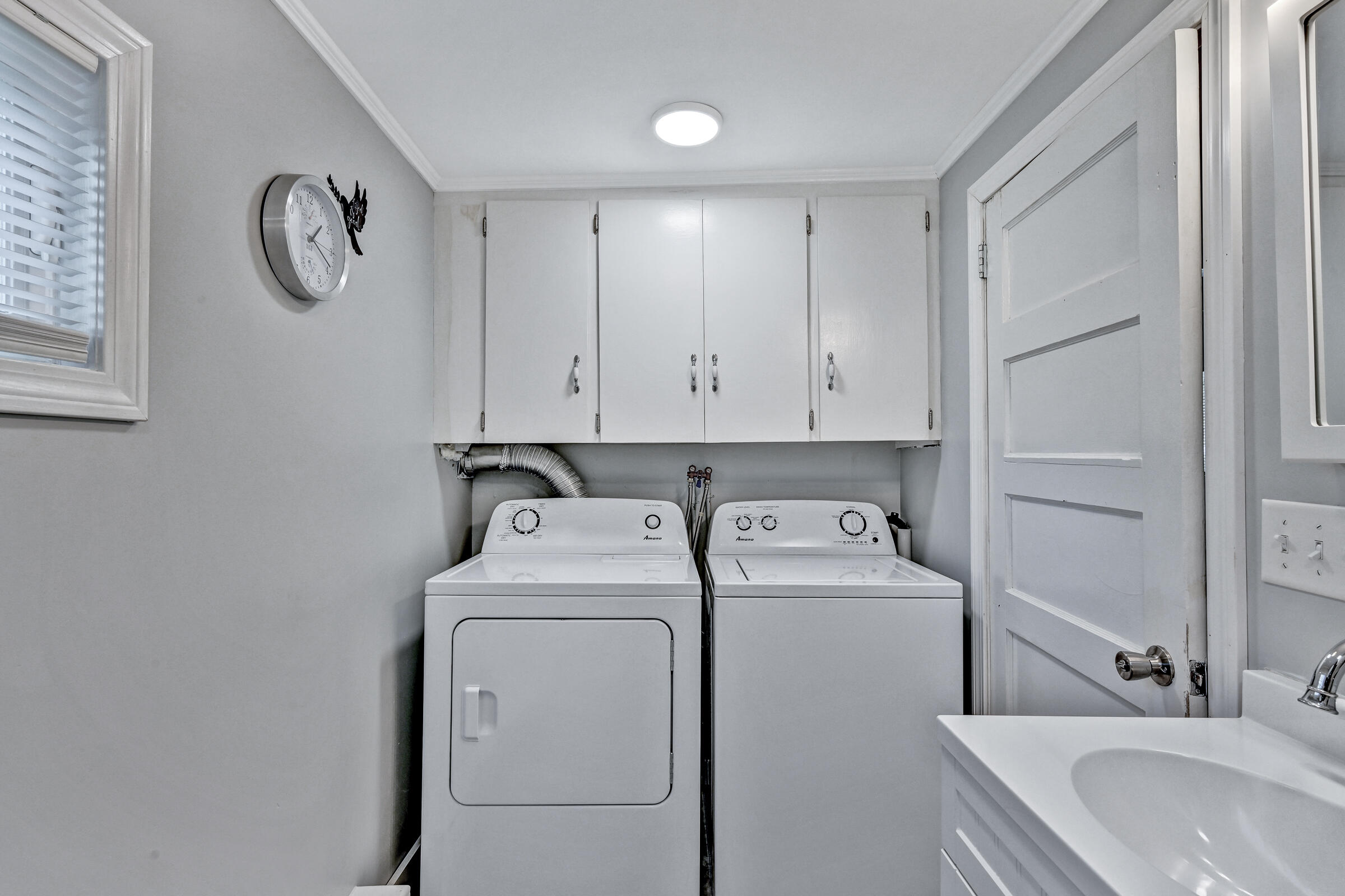 94 Main Street Stratton, ME 04982 - Photo 7 of 28 7 Bathroom