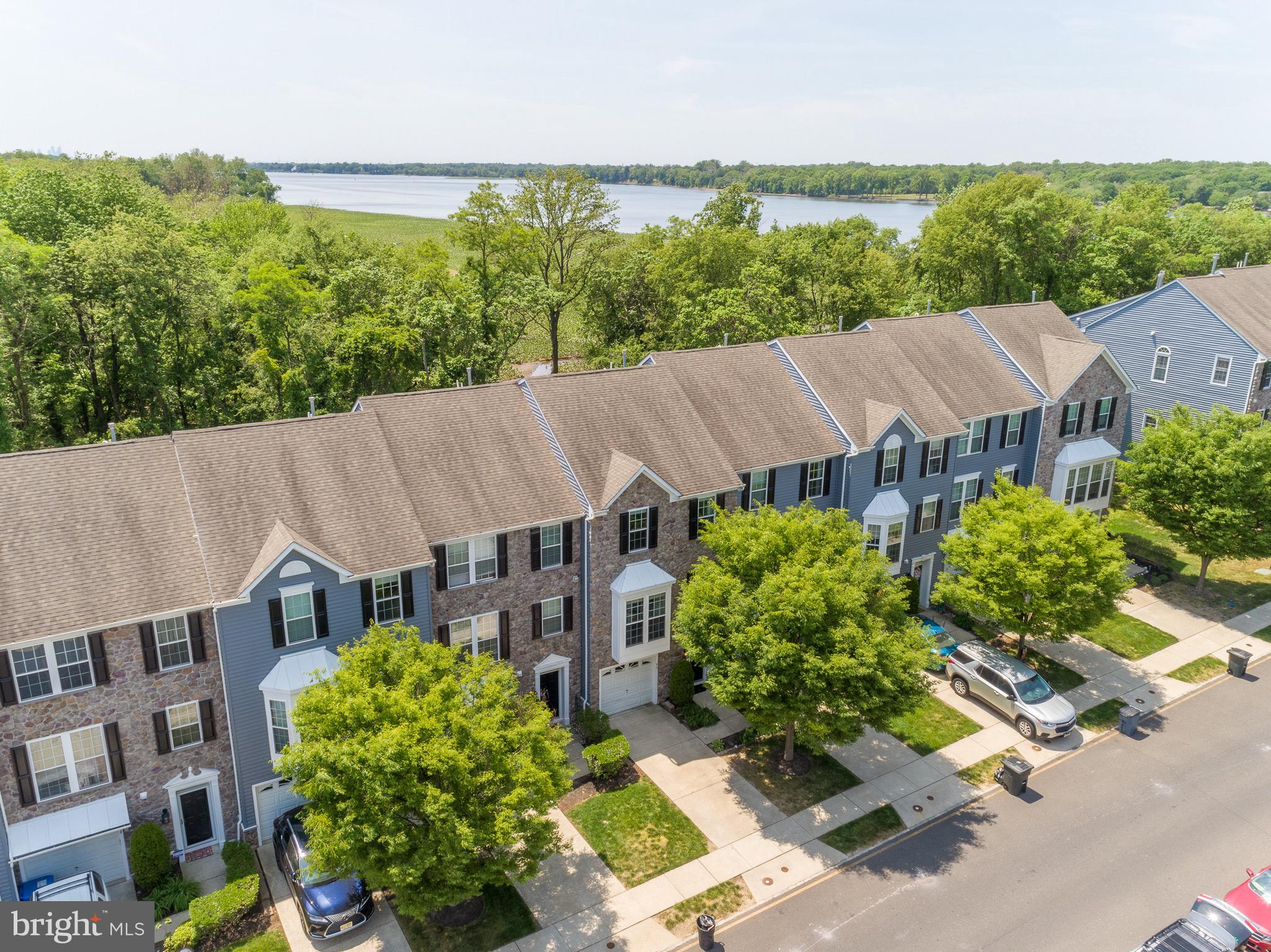 82 River Lane Riverside, NJ 08075 - Photo 1 of 32