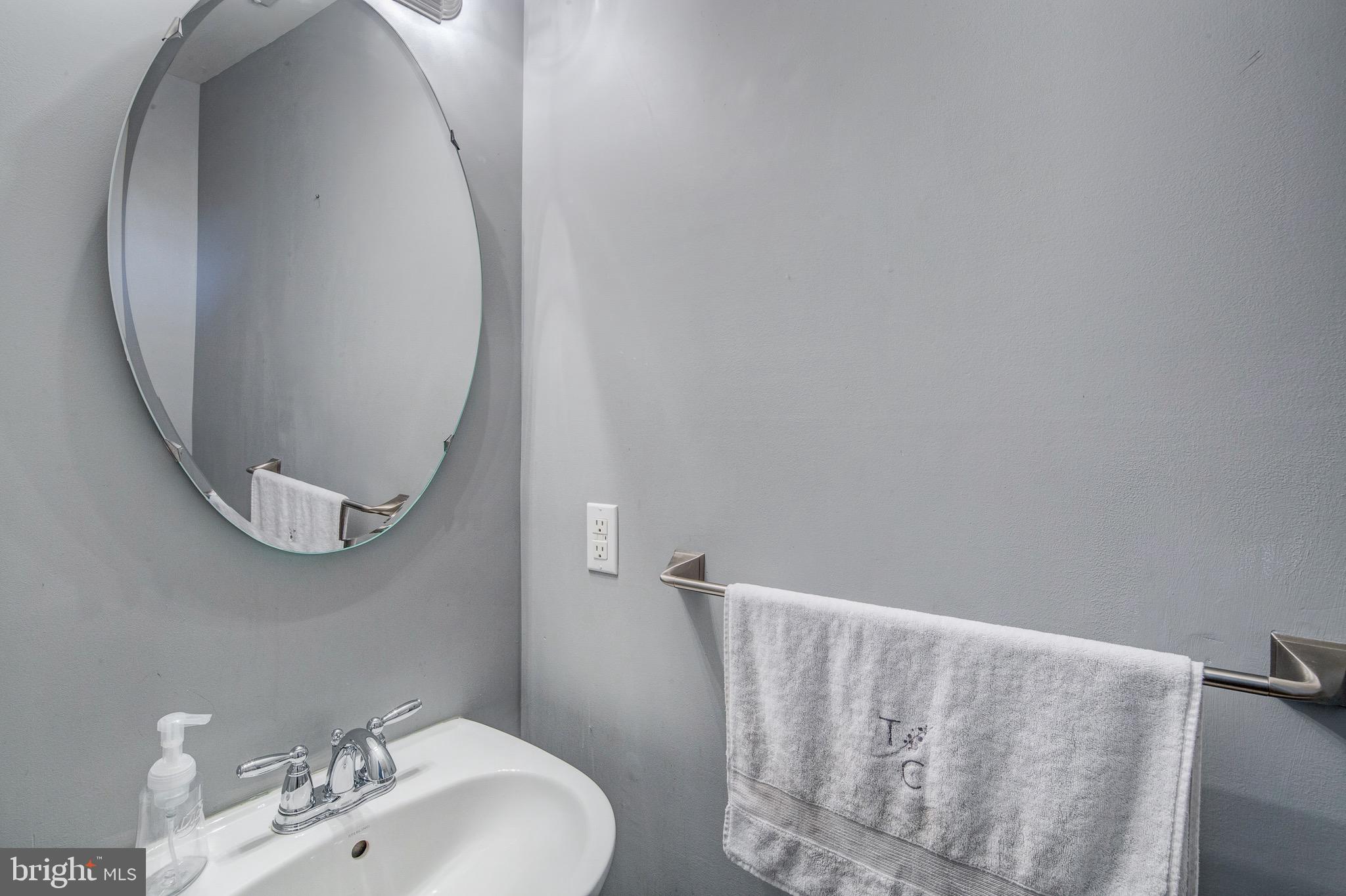 82 River Lane Riverside, NJ 08075 - Photo 27 of 32