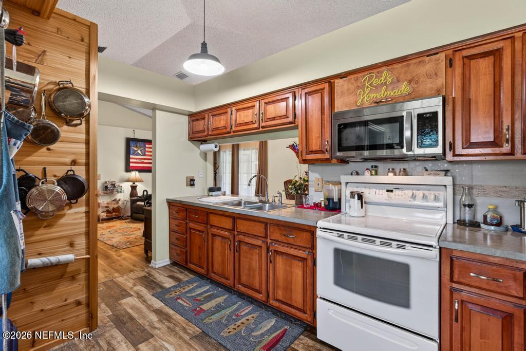 254 Old Woods Road Interlachen, FL 32148 - Photo 99 of 137 254 Old Woods Rd-29
