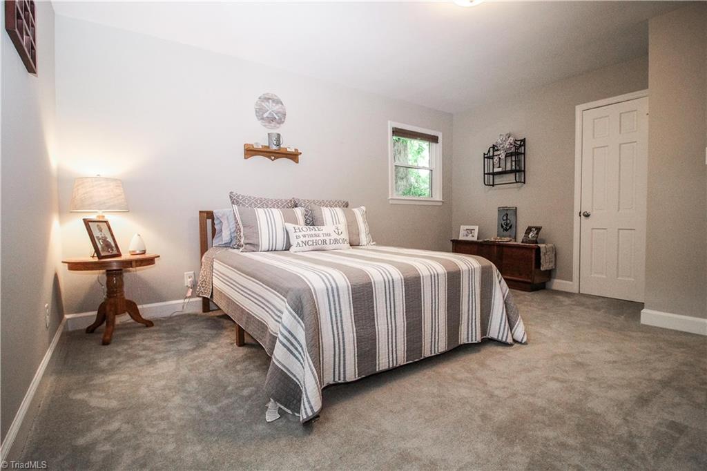 3611 Pinetop Road Greensboro, NC 27410 - Photo 18 of 29 Gallery Image 18