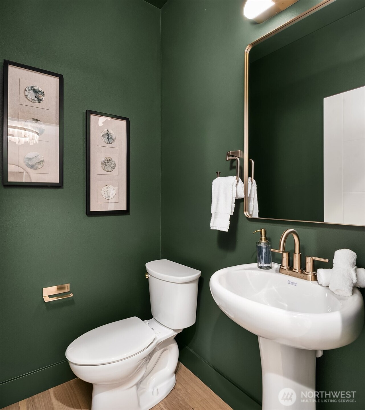 9711 44th Avenue Southwest Seattle, WA 98136 - Photo 23 of 40 Gallery Image 23