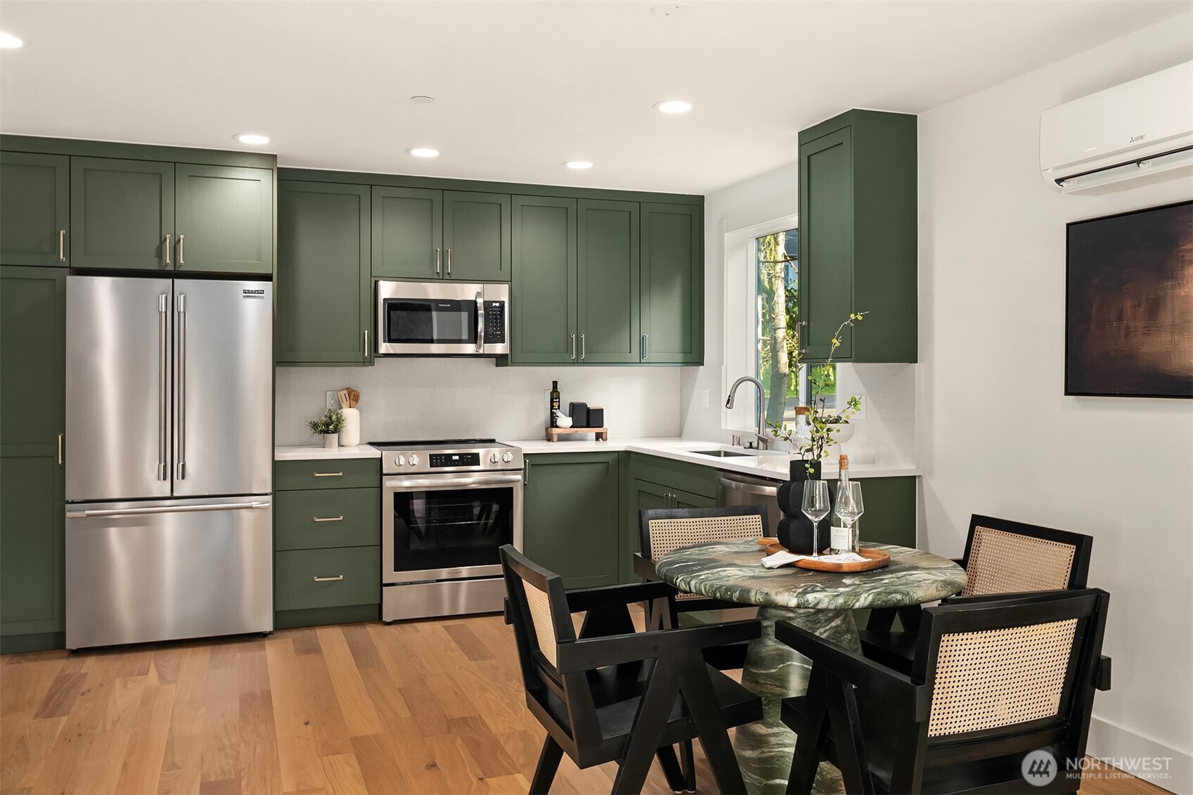 9711 44th Avenue Southwest Seattle, WA 98136 - Photo 31 of 40 Gallery Image 31