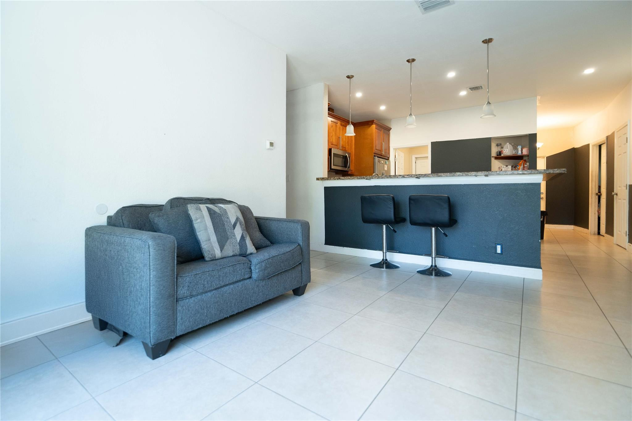 2430 Northwest 13th Street Pompano Beach, FL 33069 - Photo 4 of 23 Photo 4