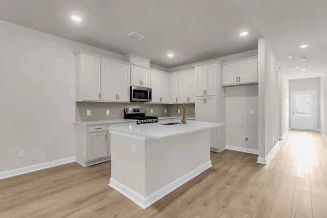 $309,990 | 918 Dusk Drive, Summerville, SC 29486