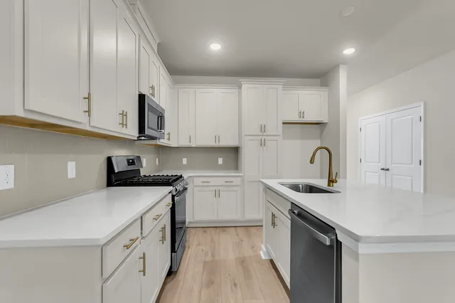 $309,990 | 918 Dusk Drive, Summerville, SC 29486