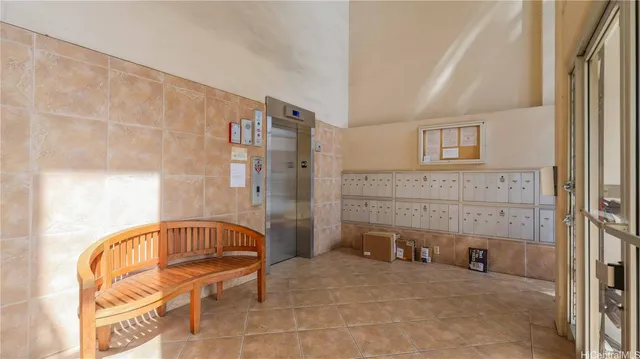 $2,000 | 1710 Punahou Street, Unit 305, Honolulu, HI 96822