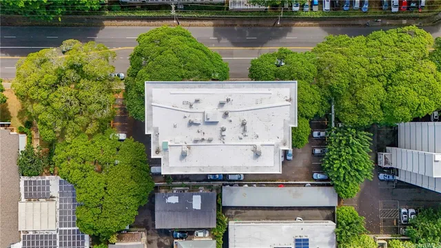 $2,000 | 1710 Punahou Street, Unit 305, Honolulu, HI 96822