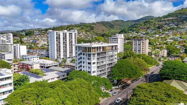 $2,000 | 1710 Punahou Street, Unit 305, Honolulu, HI 96822