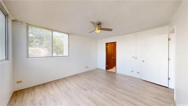 $2,000 | 1710 Punahou Street, Unit 305, Honolulu, HI 96822