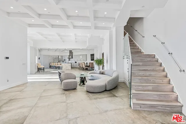 $25,000 | 6181 Temple Hill Drive, Los Angeles, CA 90068