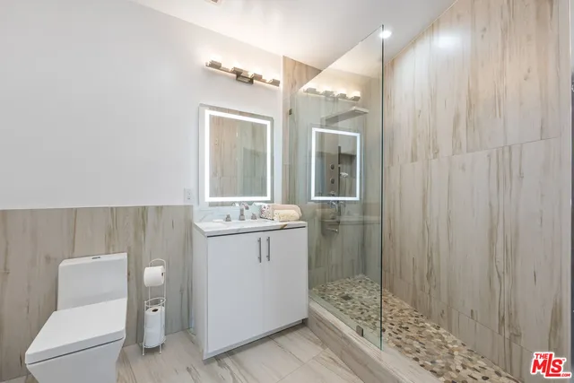 $25,000 | 6181 Temple Hill Drive, Los Angeles, CA 90068