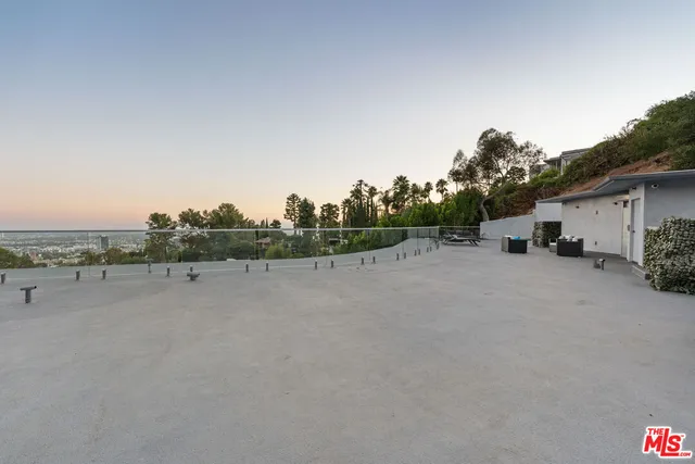 $25,000 | 6181 Temple Hill Drive, Los Angeles, CA 90068