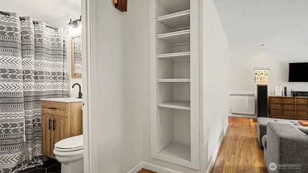 $2,200 | 16738 10th Avenue Northeast, Shoreline, WA 98155