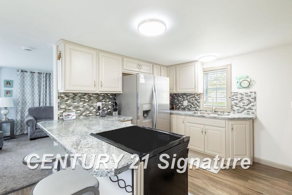 7151 North Seymour Road Flushing, MI 48433 - Photo 9 of 21