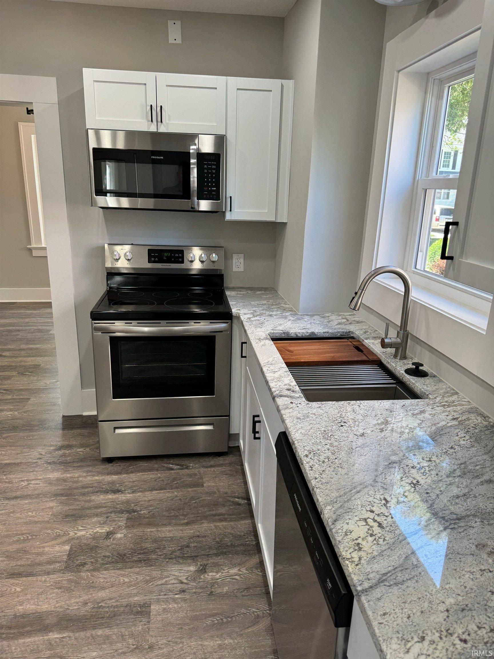 2506 Terrace Road Fort Wayne, IN 46805 - Photo 10 of 33