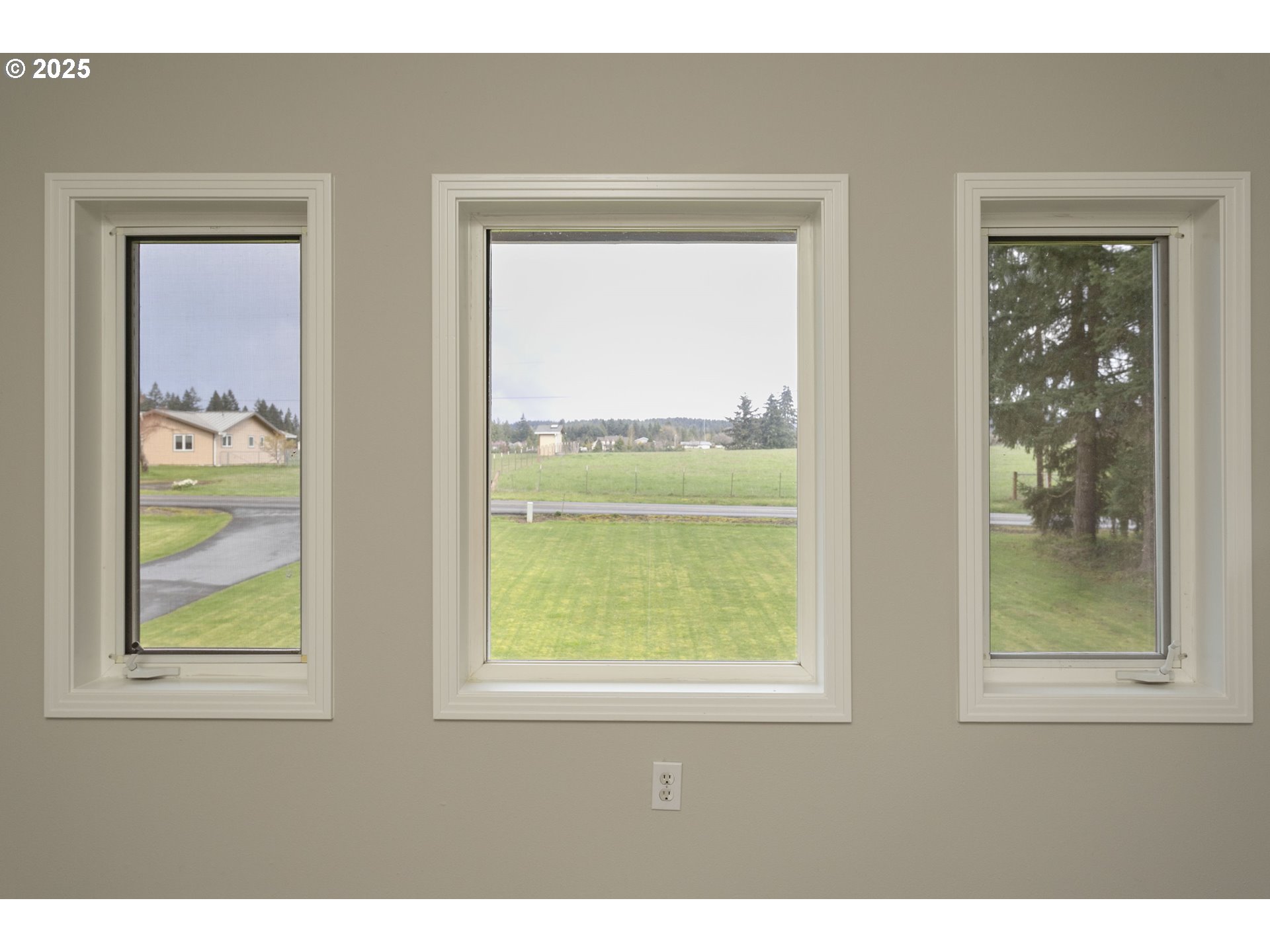 32370 Southeast Judd Road Eagle Creek, OR 97022 - Photo 40 of 48 a view of front door of a house