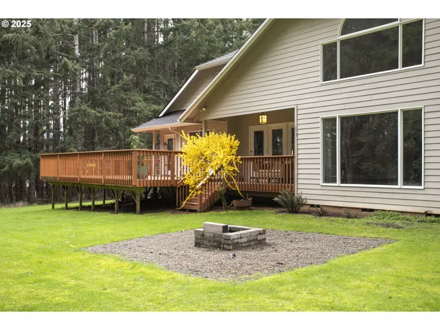 $1,100,000 | 32370 Southeast Judd Road, Eagle Creek, OR 97022