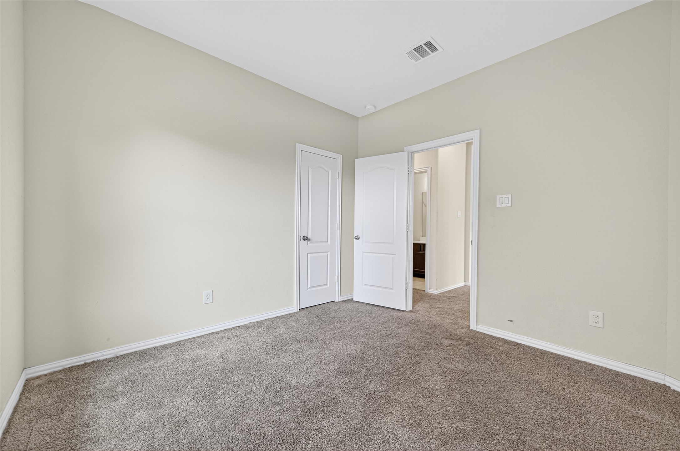 1418 Green Highland Dr Spring Spring, TX 77373 - Photo 11 of 39