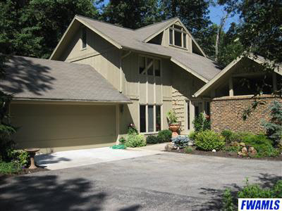 3138 O O Day Road Fort Wayne, IN 46818 - Photo 2 of 22