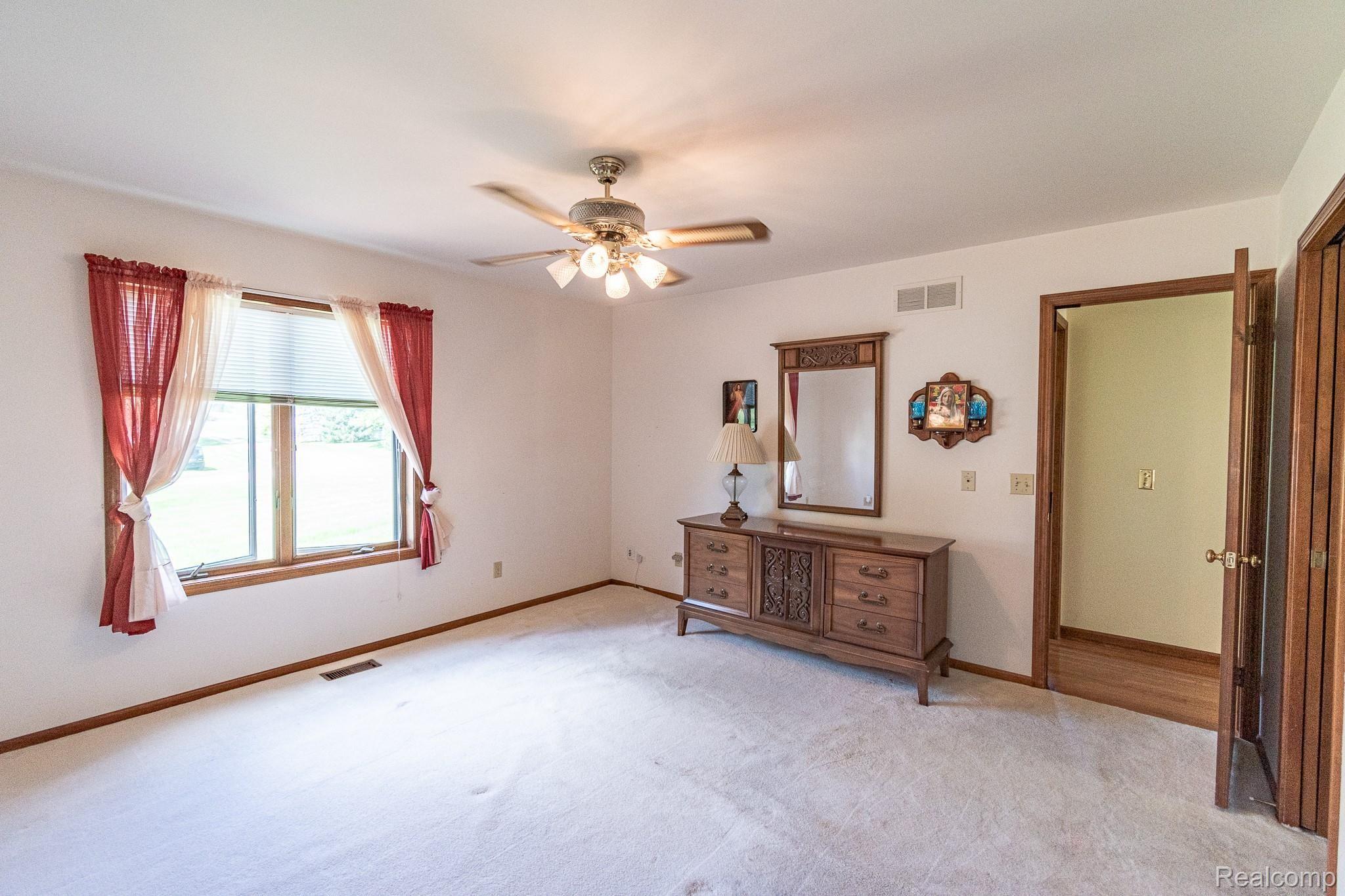 3369 Lahring Road Linden, MI 48451 - Photo 28 of 49 HardyMediaCompany-4601.jpg