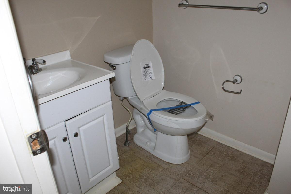261 Champion Way Sewell, NJ 08080 - Photo 13 of 37