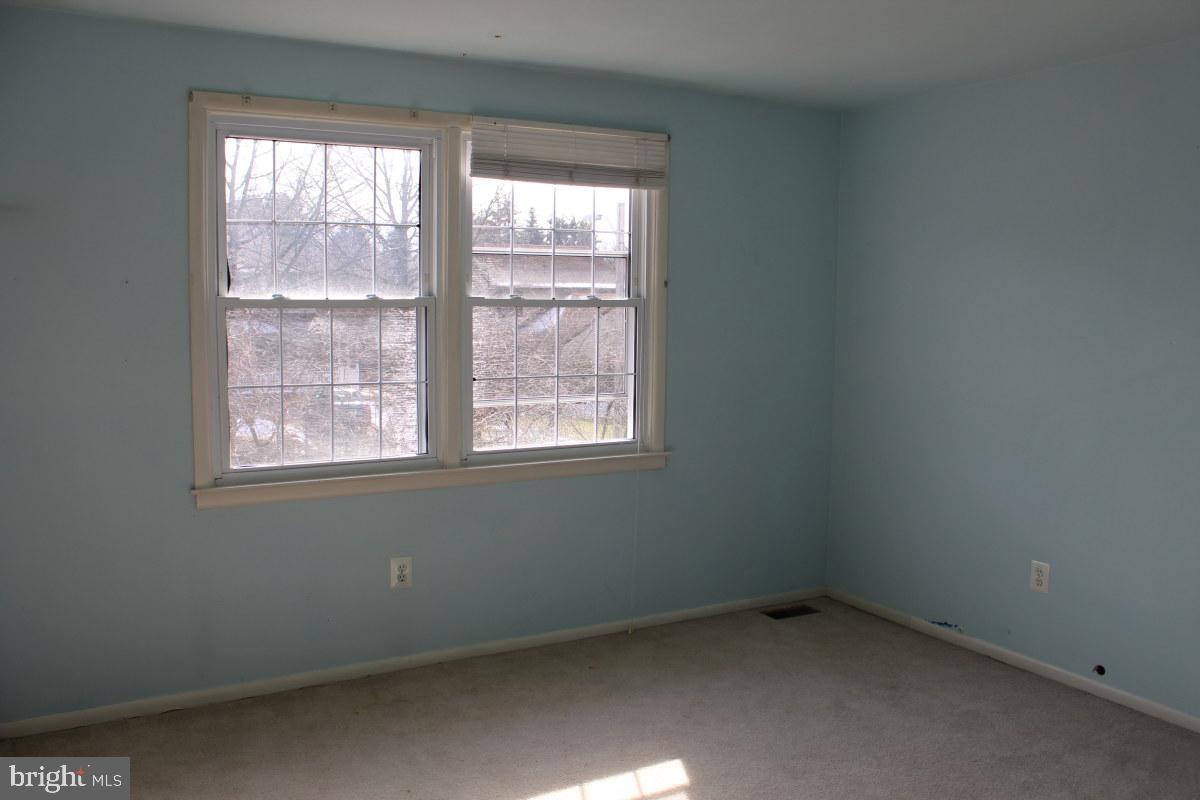261 Champion Way Sewell, NJ 08080 - Photo 23 of 37