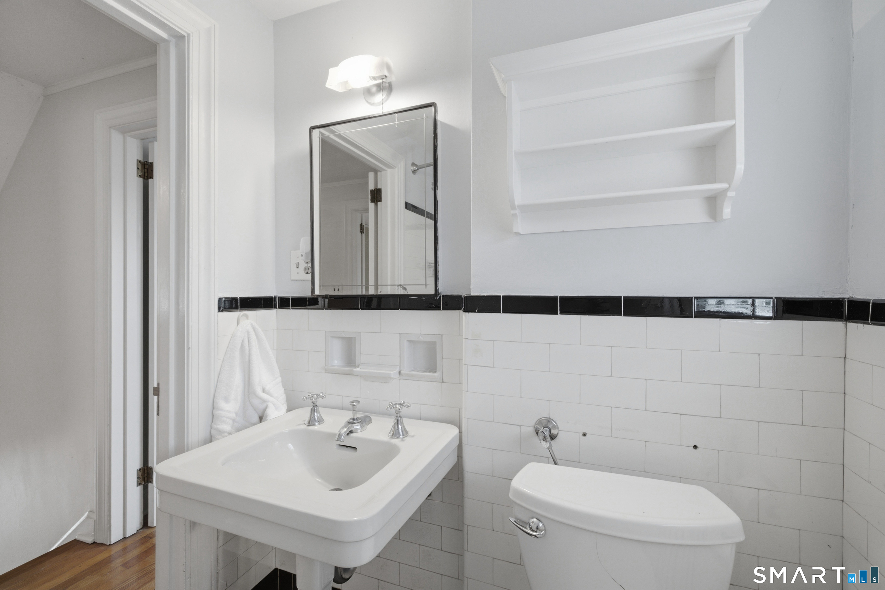 9 Stratford Road West Hartford, CT 06117 - Photo 30 of 40 The centrally located second-floor bathroom provides a classic style