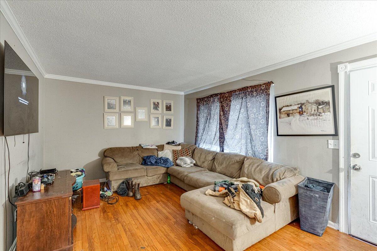 1536 North Chester Road Hixson, TN 37343 - Photo 2 of 24 03-1536 N Chester Rd-2