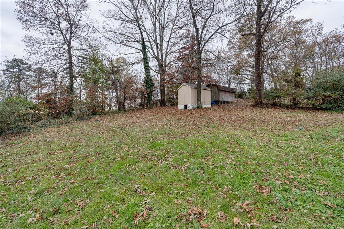 1536 North Chester Road Hixson, TN 37343 - Photo 23 of 24 22-1536 N Chester Rd-21