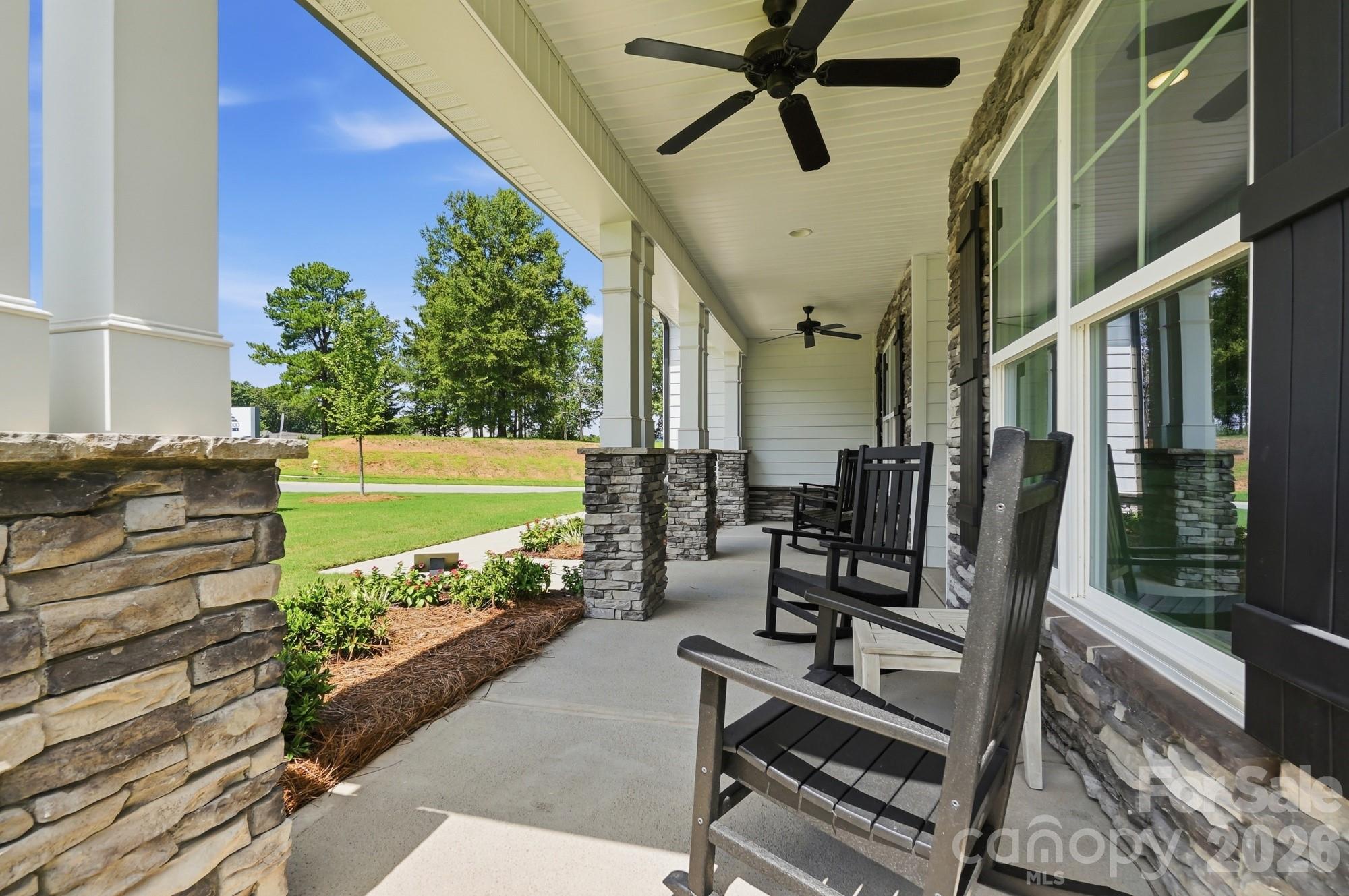 12510 Idlewild Road Matthews, NC 28105 - Photo 3 of 43 Gallery Image 3
