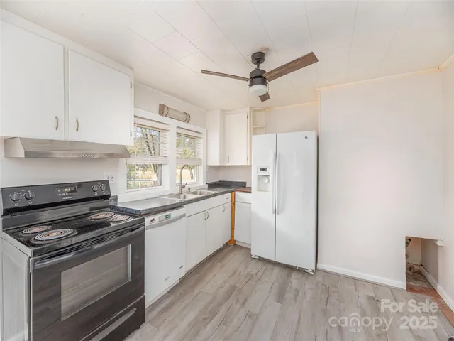 $250,000 | 39 Hemphill Road, Waynesville, NC 28785