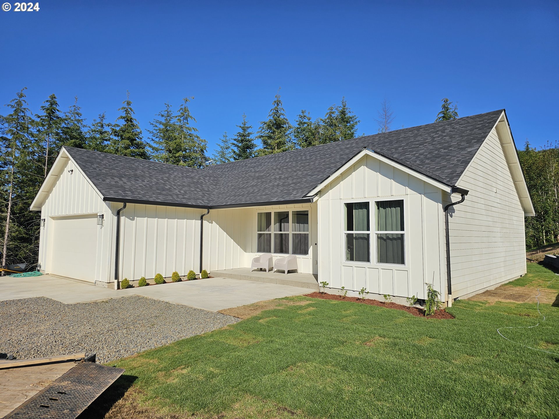 255 Young Road Kelso, WA 98626 - Photo 1 of 35 Gallery Image 1