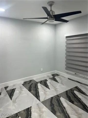 a view of utility room