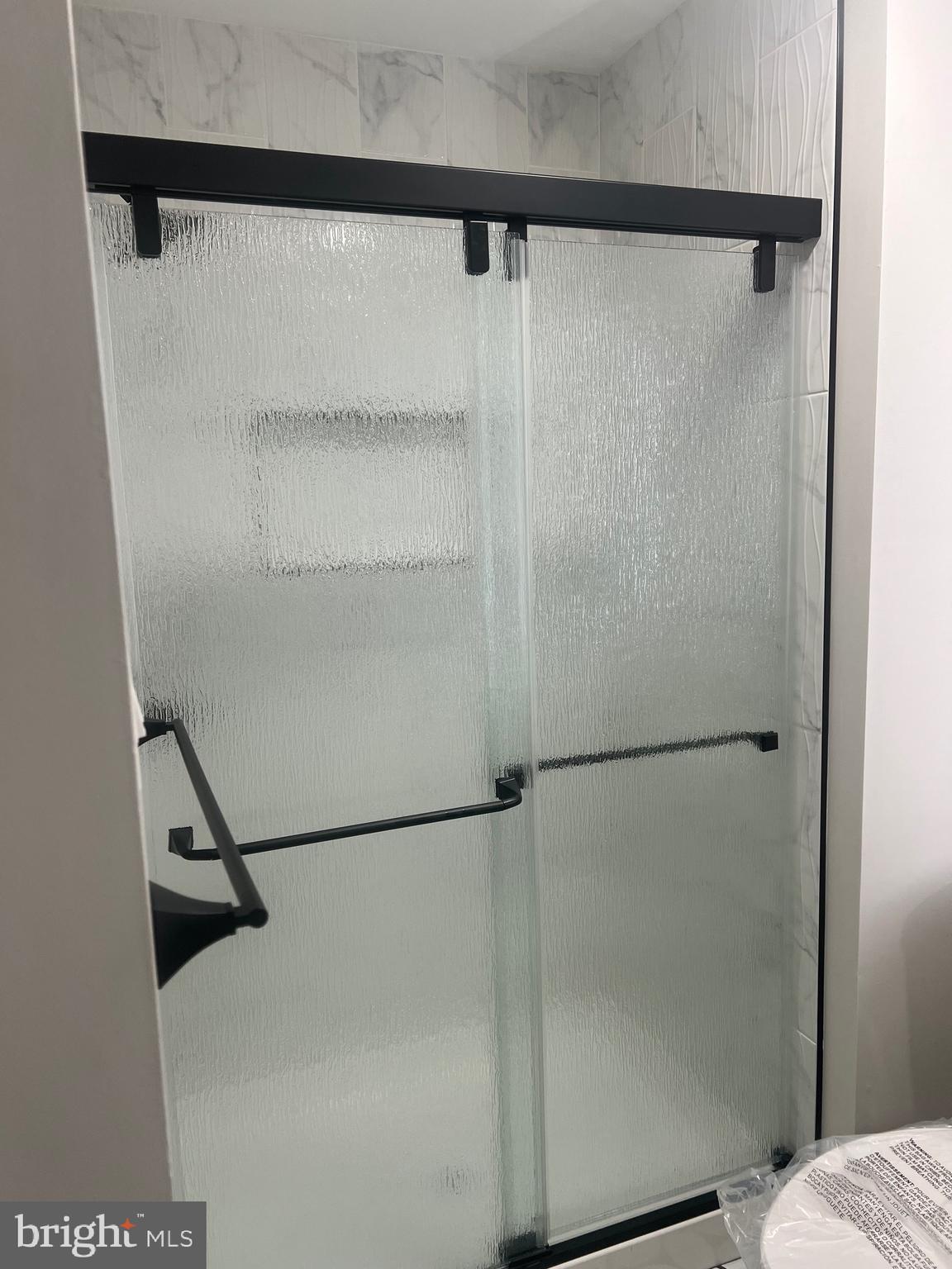 2807 A Tarnbrook Drive Mount Laurel, NJ 08054 - Photo 14 of 21 stunning black accents!