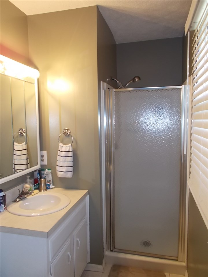 904 South Buckingham Road Yorktown, IN 47396 - Photo 22 of 36 Gallery Image 22