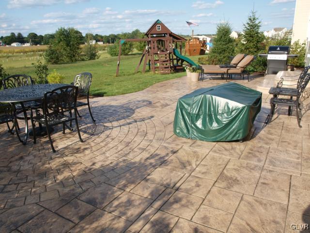 8959 Pathfinder Road Breinigsville, PA 18031 - Photo 15 of 21 Gallery Image 15