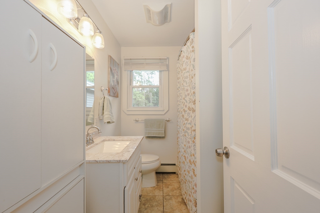 6 Whitehall Terrace Hooksett, NH 03106 - Photo 14 of 30