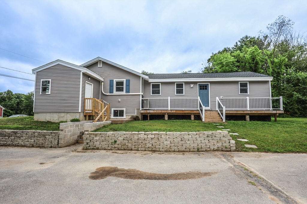 6 Whitehall Terrace Hooksett, NH 03106 - Photo 4 of 30