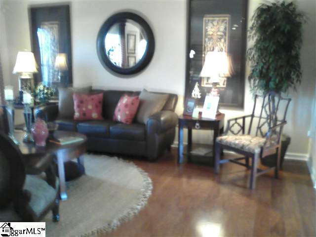 6 Knoll Ridge Drive Greer, SC 29650 - Photo 3 of 5 Gallery Image 3