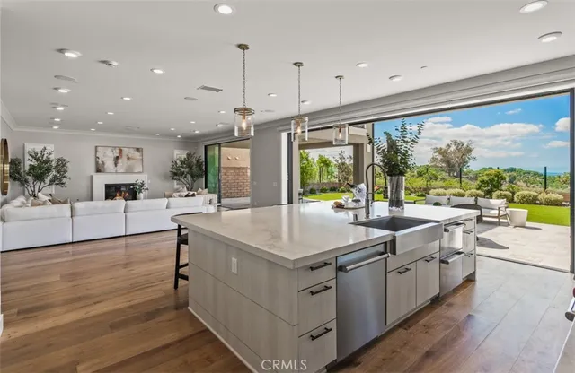 $6,995,000 | 224 Clear Falls, Irvine, CA 92602