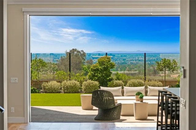 $6,995,000 | 224 Clear Falls, Irvine, CA 92602