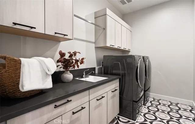 $6,995,000 | 224 Clear Falls, Irvine, CA 92602