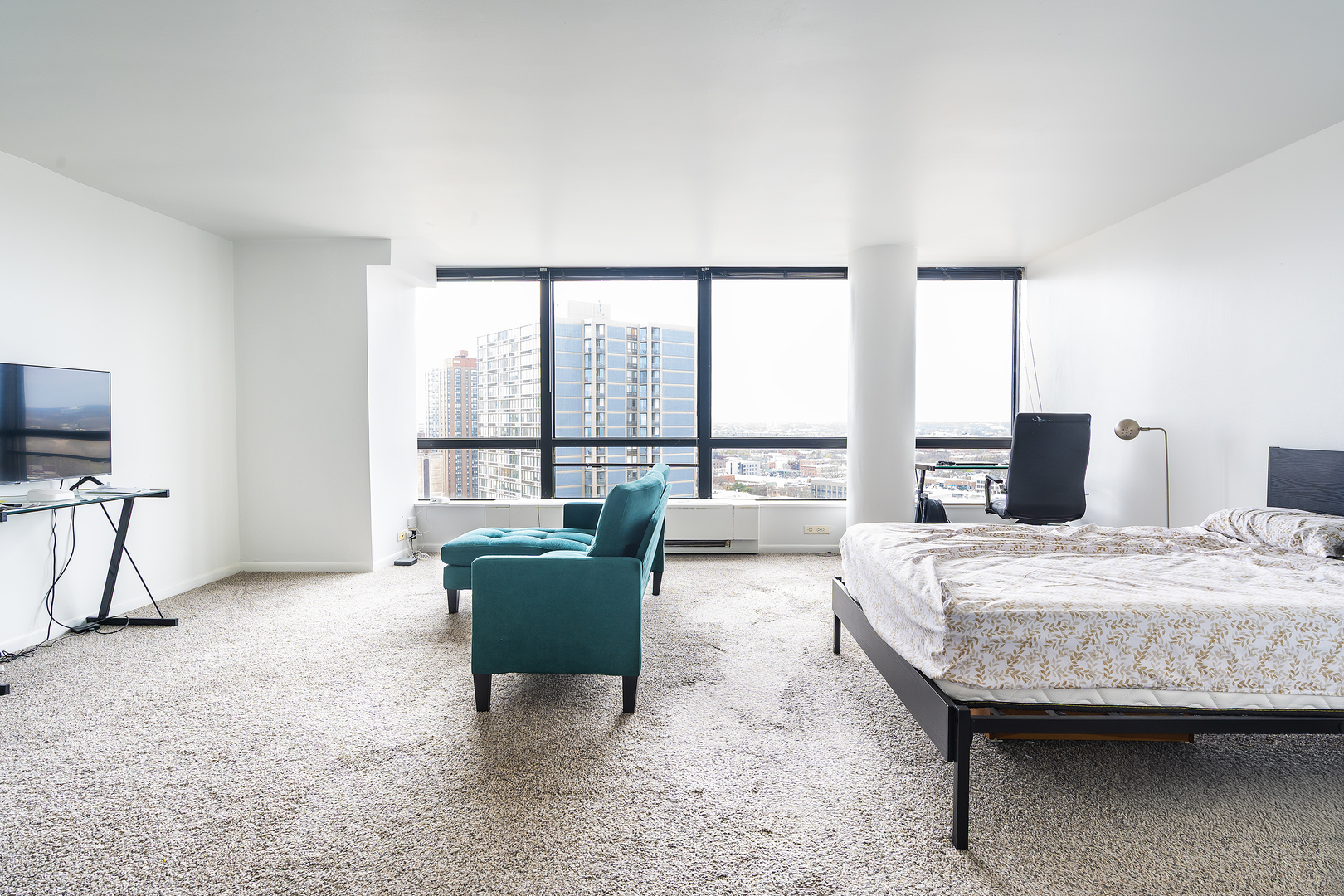 5415 North Sheridan Road, Unit 2003 Chicago, IL 60640 - Photo 4 of 22