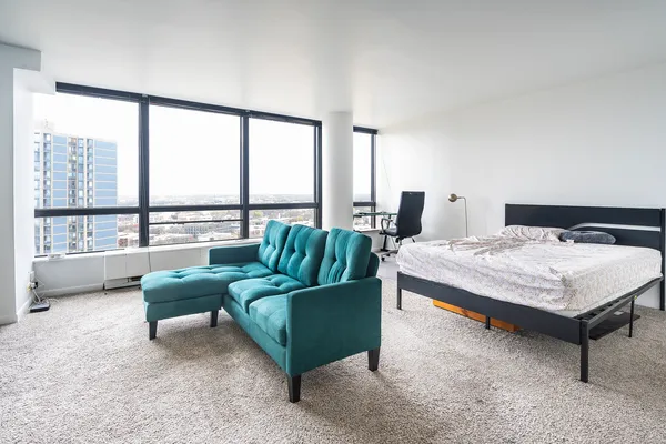 $139,900 | 5415 North Sheridan Road, Unit 2003, Chicago, IL 60640