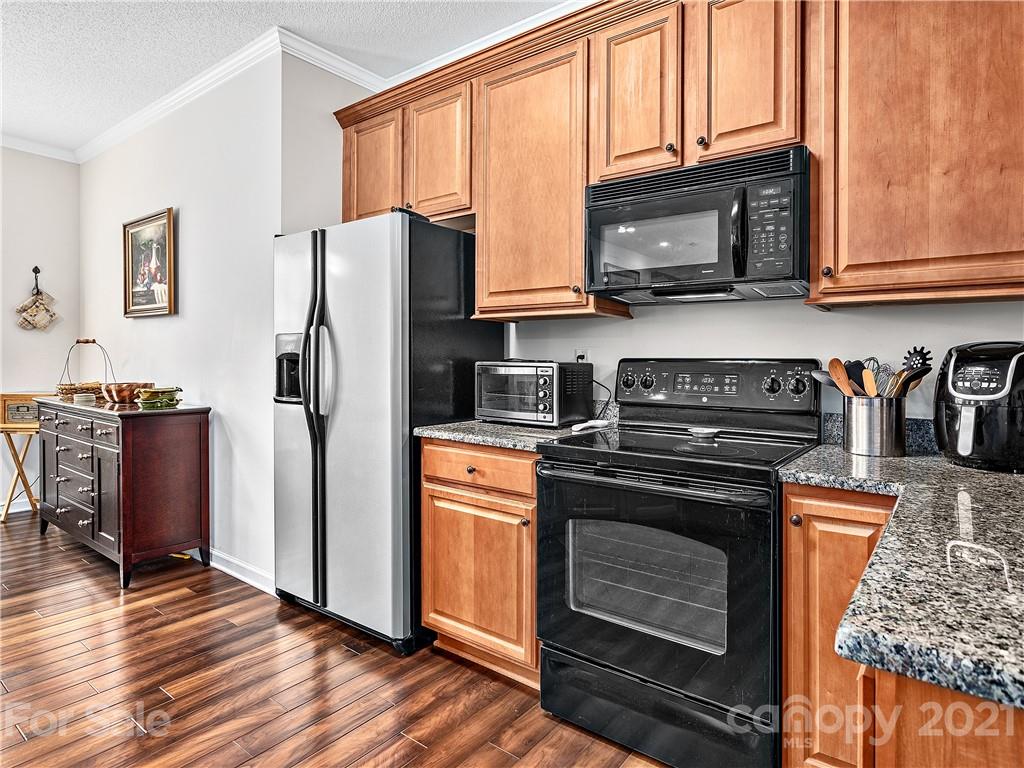 121 Ledbetter Road Arden, NC 28704 - Photo 9 of 31 Gallery Image 9