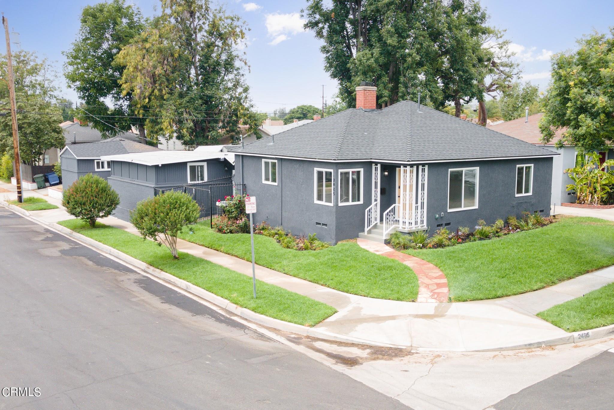 2485 Hanning Avenue Altadena, CA 91001 - Photo 2 of 36 front view of a house and a yard