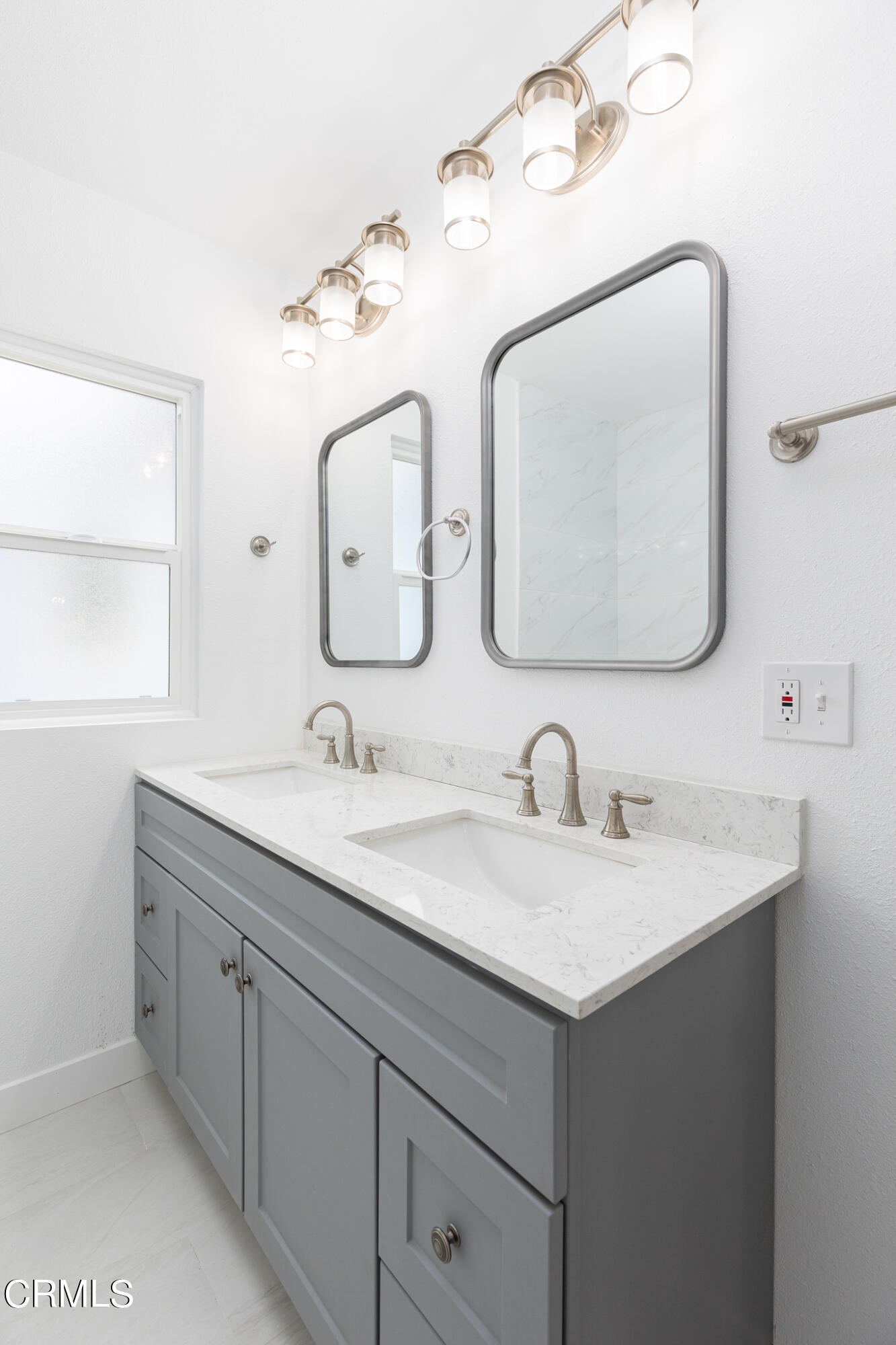 2485 Hanning Avenue Altadena, CA 91001 - Photo 20 of 36 a bathroom with a double vanity sink and mirror