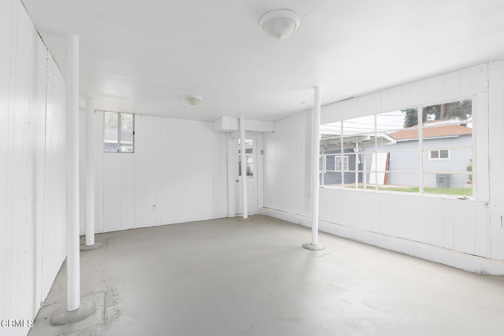 2485 Hanning Avenue Altadena, CA 91001 - Photo 27 of 36 an empty room with windows