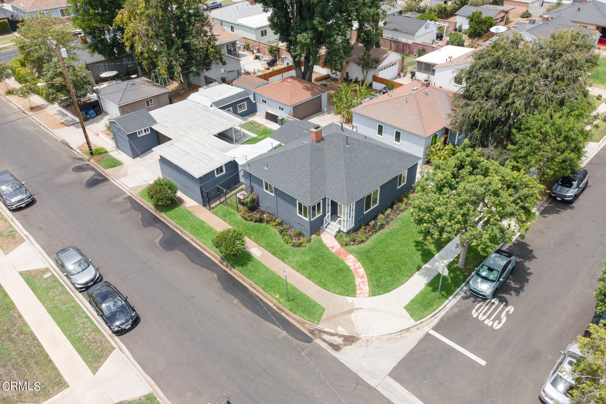 2485 Hanning Avenue Altadena, CA 91001 - Photo 36 of 36 an aerial view of a house with outdoor space